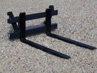 Palečių šakės EURO 2500 kg.