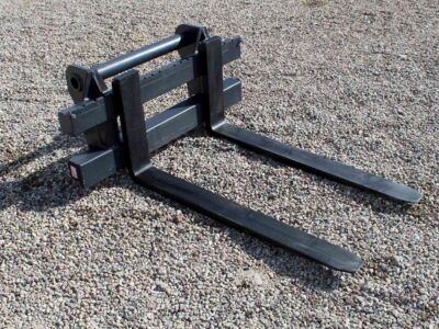 Palečių šakės Manitou 4000 kg.