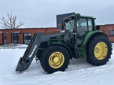 John Deere 6920S